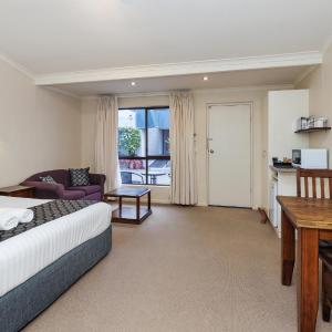 Executive King Room
