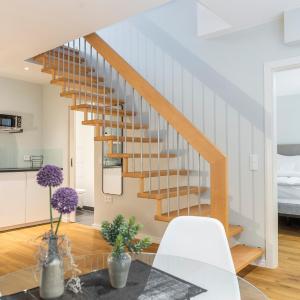 Studio - Split Level