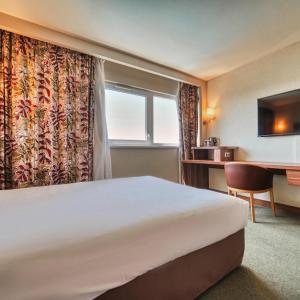 Comfort Room - 1 Room - 1 Queen Bed