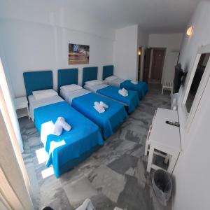 Classic Quadruple Room