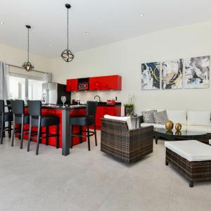 Luxury Collection 1 (2-bedroom Villa with private Pool & Hot Tub)