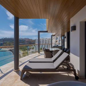 Premium Suite- 3 Bedroom & Sea View