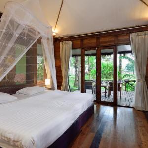 Superior Garden View Bungalow with Air-Condition