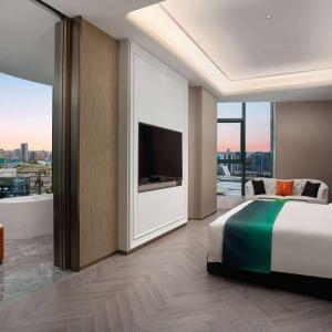 Premium King Room