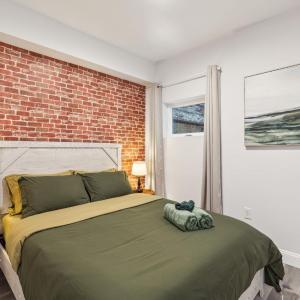 One-bedroom Loft Apartment 
