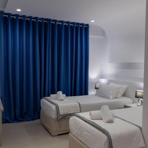 Double or Twin Room with Side Sea View