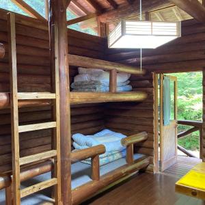 Bungalow (6 Adults) with Private Toilet