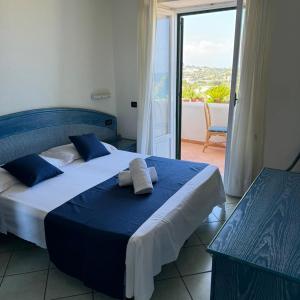 Quadruple Room with Sea View