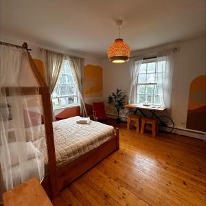 Standard Double Room with Shared Bathroom