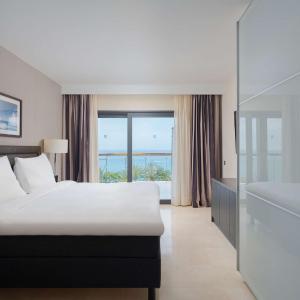 Superior Suite- 1 Bedroom & Sea View