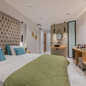 Suite with Private Pool