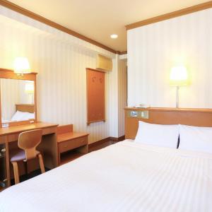 Standard Double Room with Sofa Bed - Non-Smoking