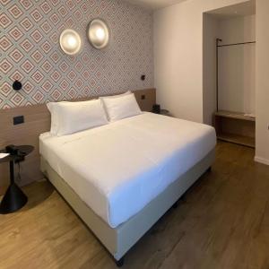 Two-Bedroom Superior Room with One King Bed and One Single Bed - Non-Smoking
