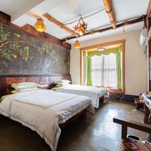 Twin Room with Mountain View
