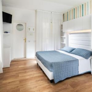 Double or Twin Room with Balcony