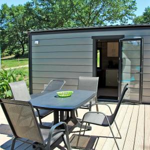 Mobile Home 1