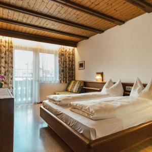 Triple Room with Balcony