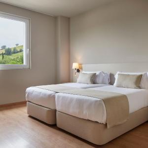 Twin Room with Extra Bed