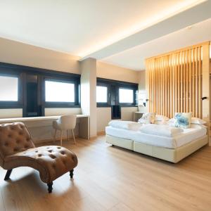 Suite with Spa Bath and Sauna