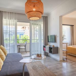 Corner Suite with Sea View