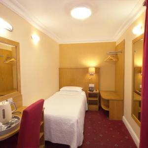 Single Room with Shower