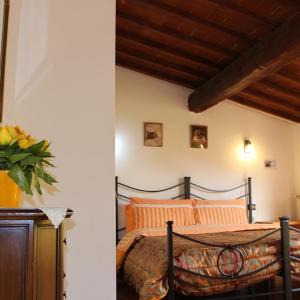 Zanobi Studio (3 Adults) 