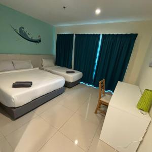 Superior Triple Room with Sea View
