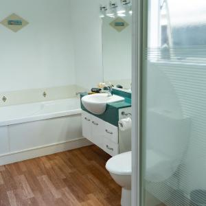 Executive One Bedroom Suite