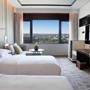 Standard Twin Room - Lounge Access