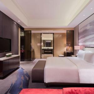 Grand Deluxe Suite