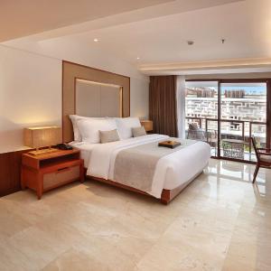 Deluxe Room Double Bed with Daily Beers