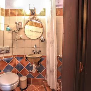 Double Room with Shared Balcony