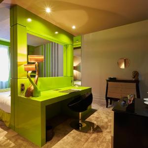 Deluxe Double or Twin Room