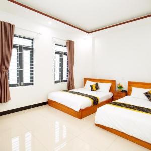 Queen Room with Two Queen Beds