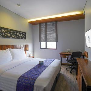 Superior Hollywood Double Room