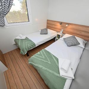 Mobile Home Elegant Forest 