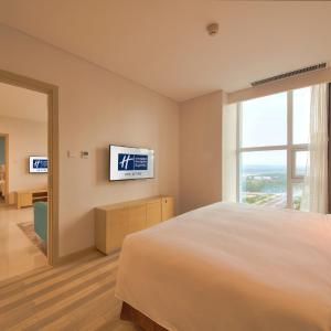 Two-Bedroom Suite with Two King Beds