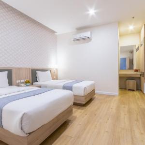 Deluxe Twin Room - No Window