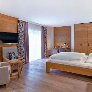 Large Double Room