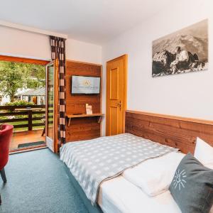 Single Room/ Balcony