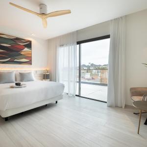 Deluxe Double Room with Terrace