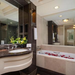 Executive Double Room - Include One Breakfast