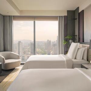 Premier Double Suite 
