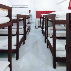 10-Bed Mixed Dormitory Room