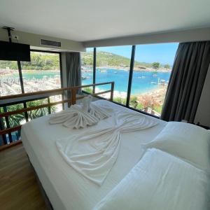 Duplex Deluxe Family Room with Sea View
