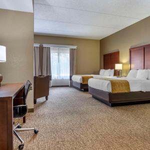 Queen Suite with Two Queen Beds and Sofa Bed
