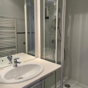 Double Room with Street View