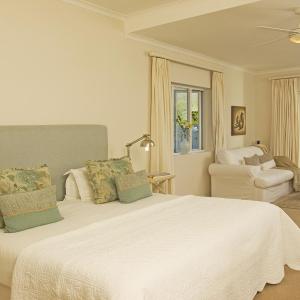 Superior Suite with Lagoon View
