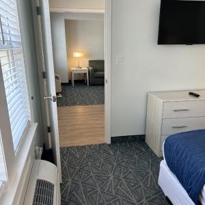 Deluxe Family Suite