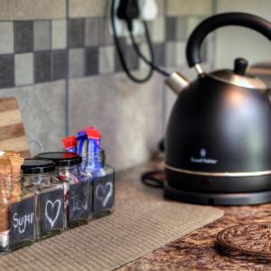 Self-Catering Cottage with Garden View